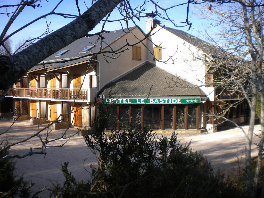Hotel Le Bastide Nasbinals Exterior photo